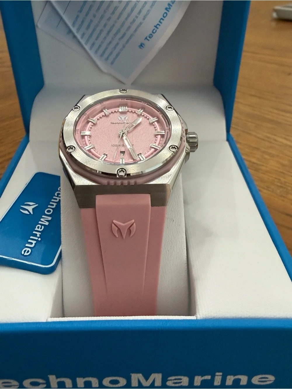 Invicta TechnoMarine Coral in Pink